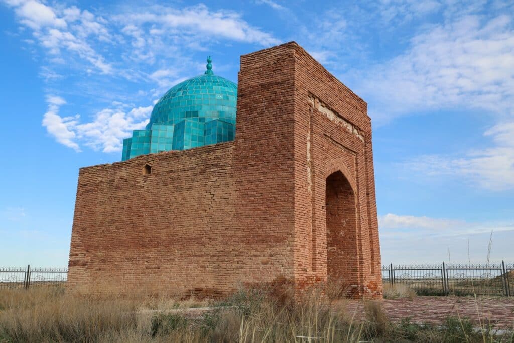 mausolée Jochi Khan