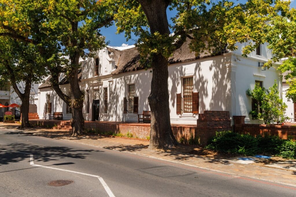 Stellenbosch chênes et maison cape dutch