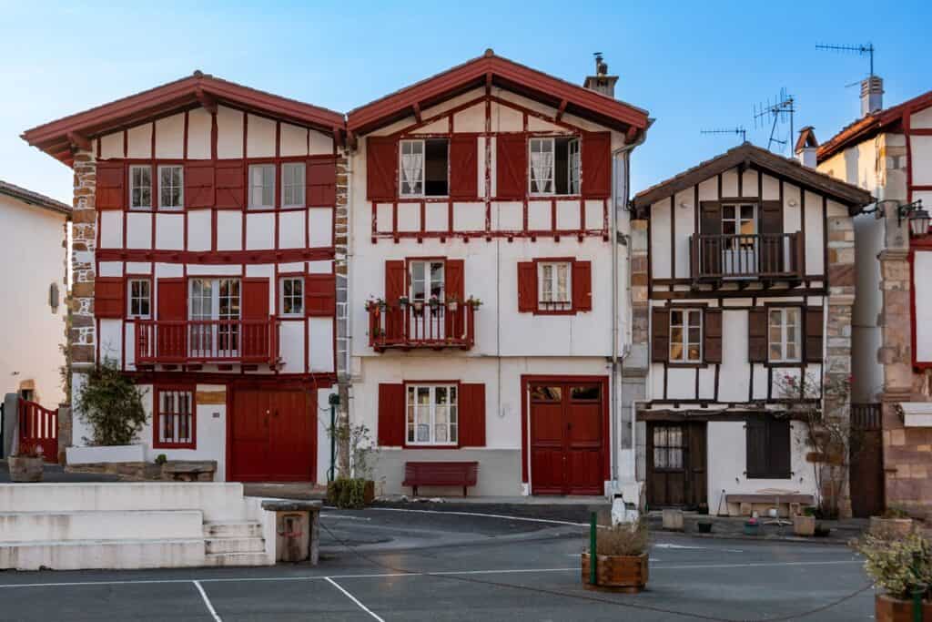 maisons typiques basques