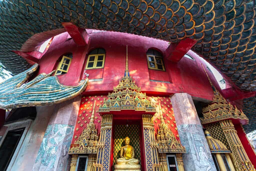 entrée du temple Wat Samphran