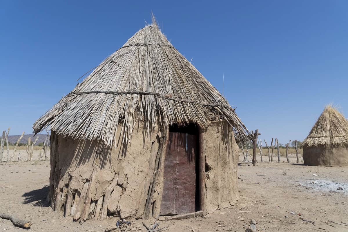 hutte traditionnelle en Angola