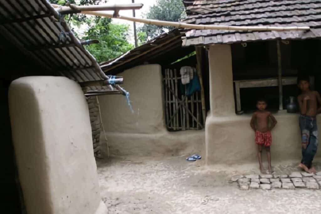 maison en terre au Bangladesh