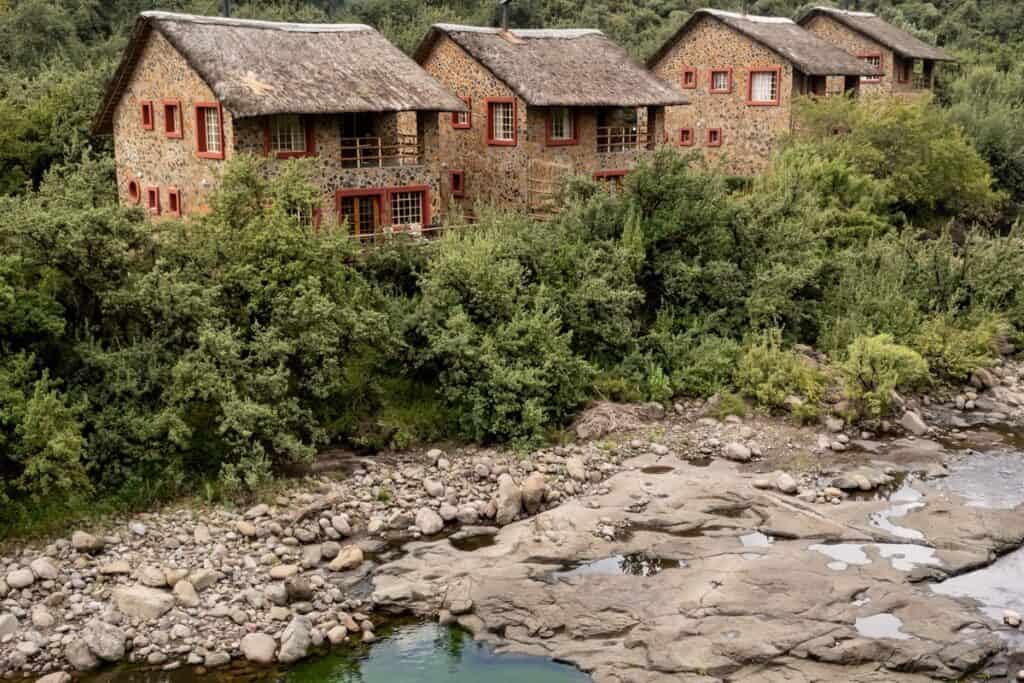 belles maisons de pierre au Lesotho