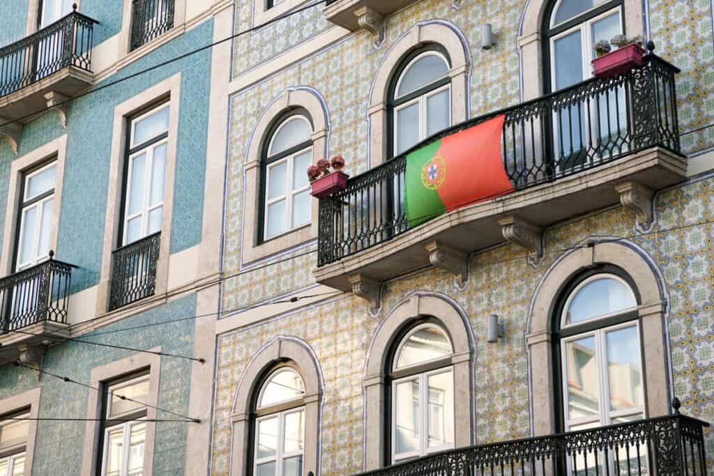 ancien immeuble d'appartements au Portugal