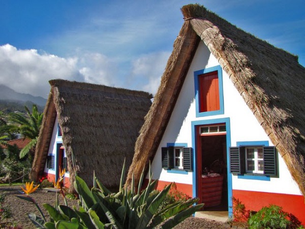 Les maisons traditionnelles de Santana