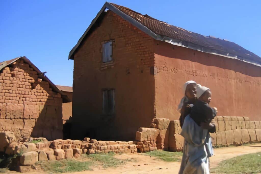 maison en terre malgache