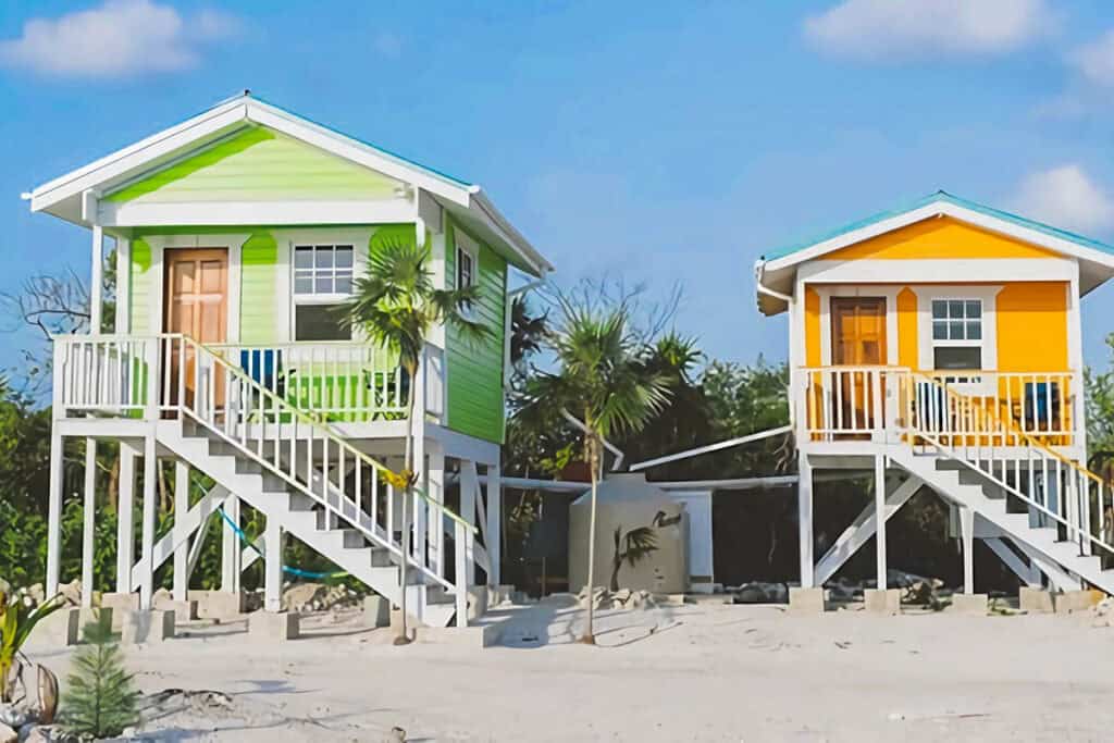 cabanes colorées au Belize