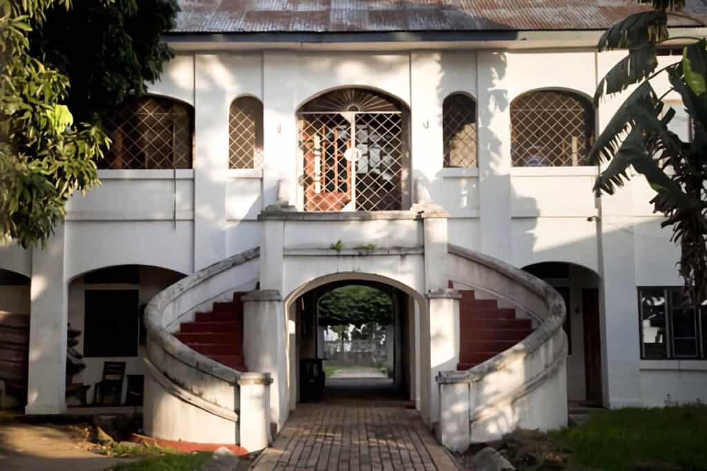 maison coloniale au Congo