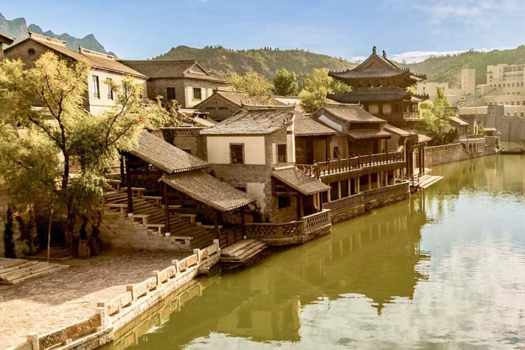 maison sur pilotis  en Chine