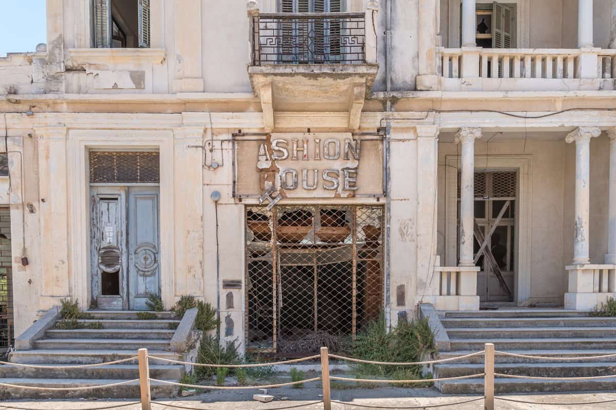 maison abandonnée à Chypre