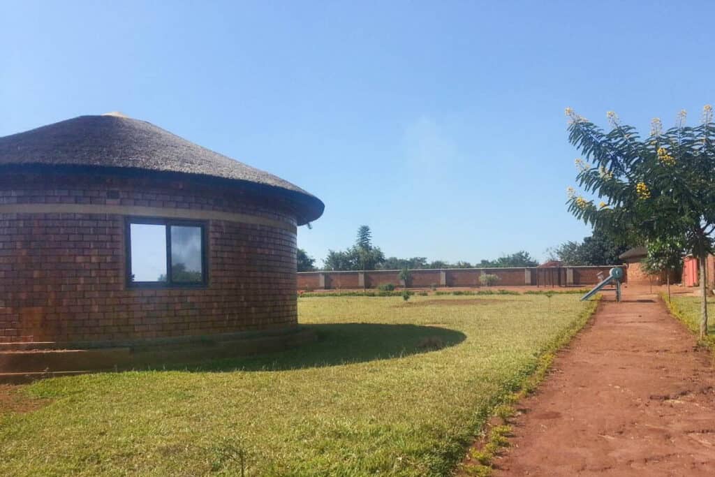 hutte en briques au Malawi