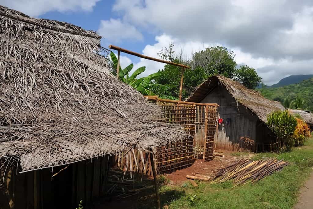 maison traditionnelle comorienne