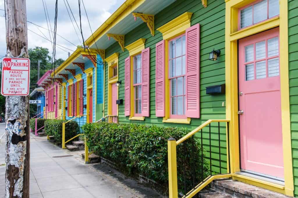 maisons colorées à la Nouvelle Orléans