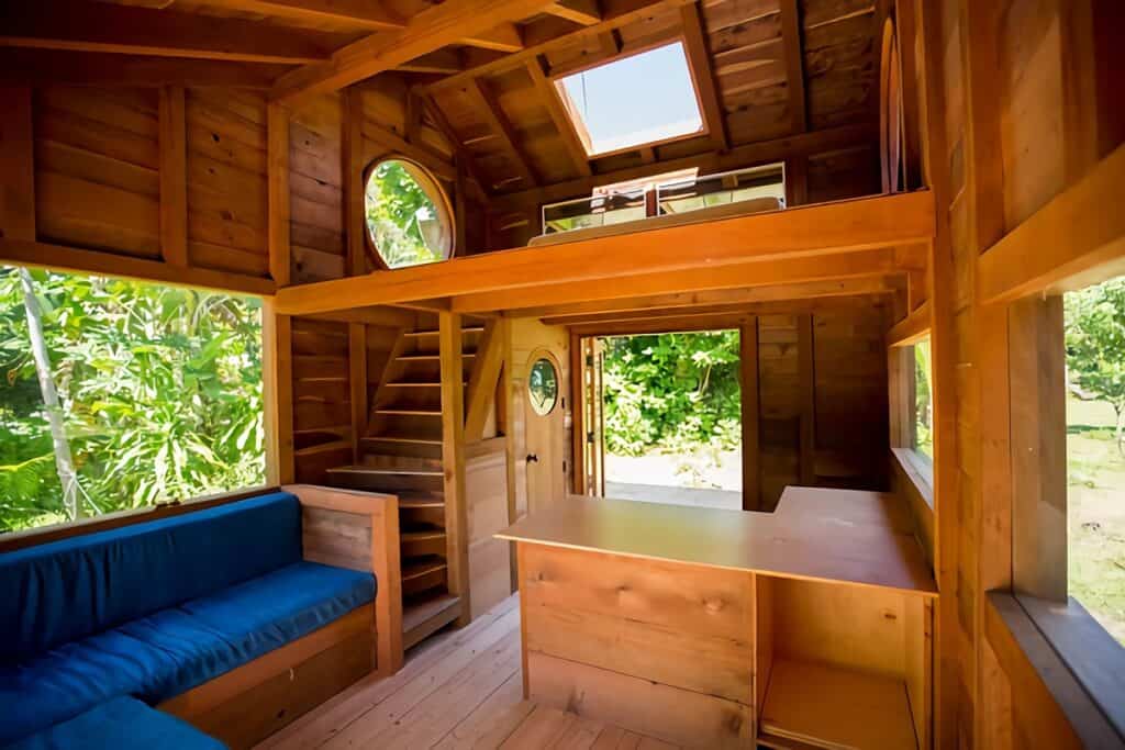 intérieur tiny house en bois