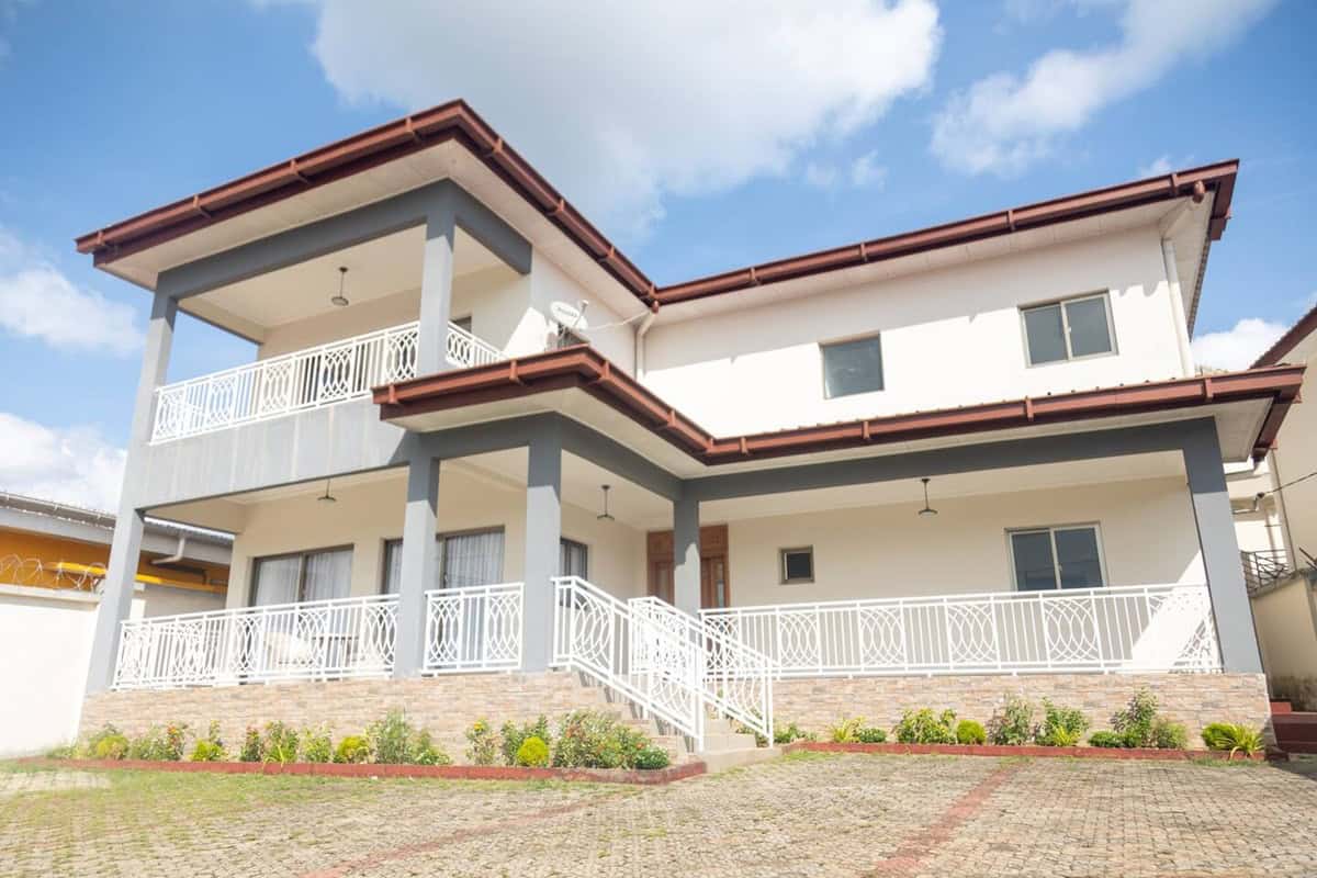 belle villa à Libreville