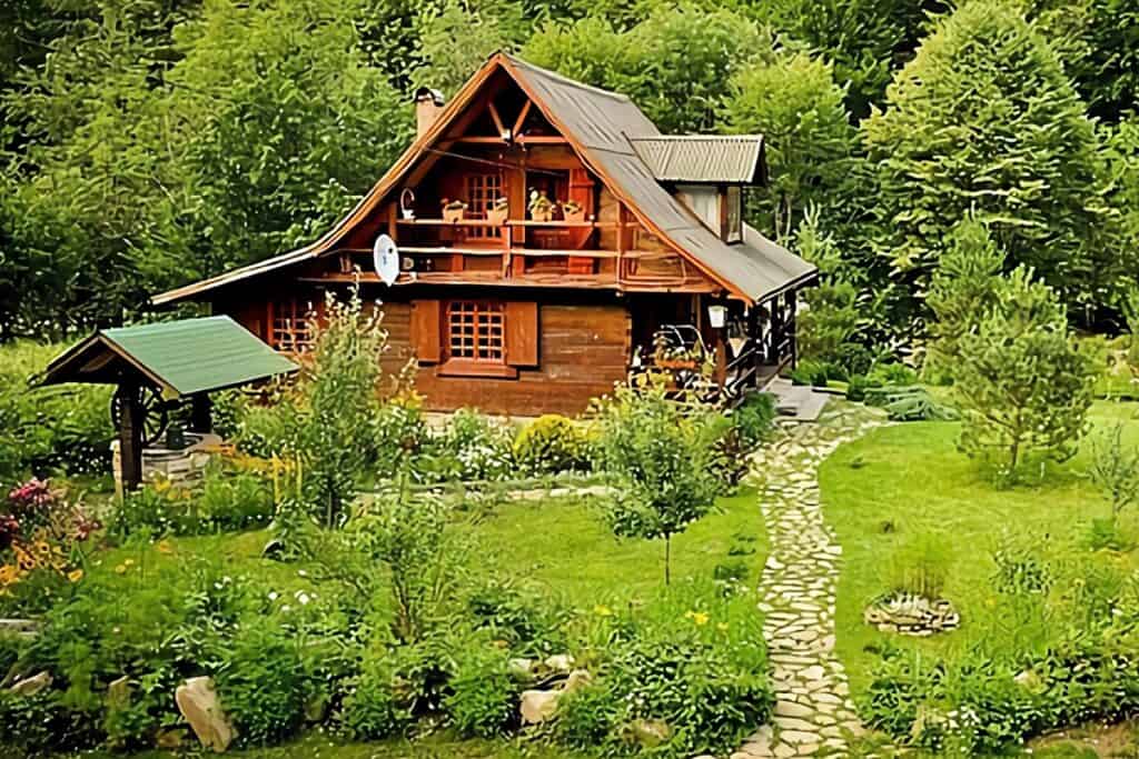 chalet roumain traditionnel