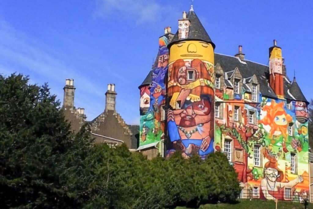 chateau de kelburn