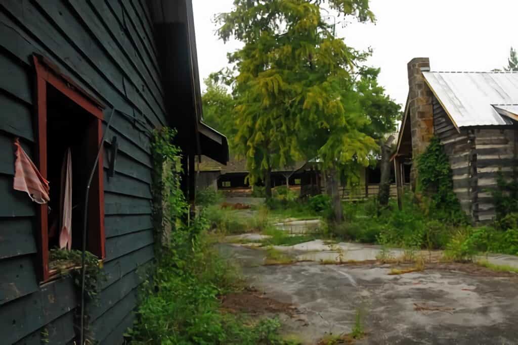 bâtiments abandonnés