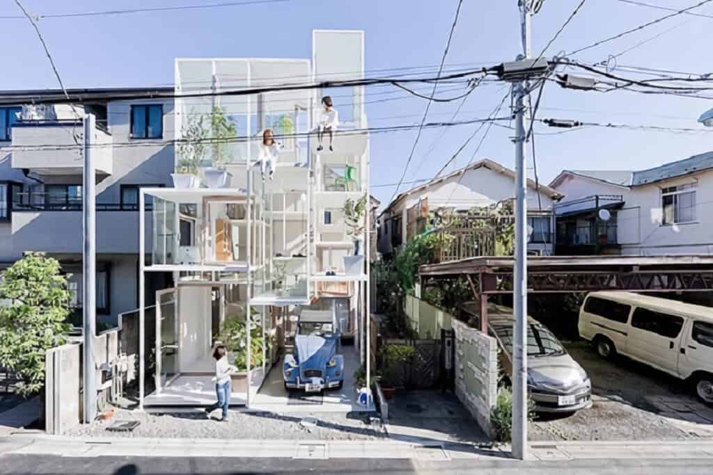 maison transparente au Japon