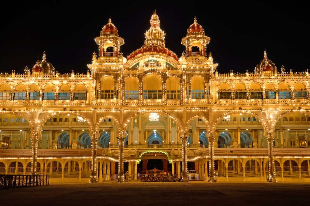 palais de Mysore illuminé