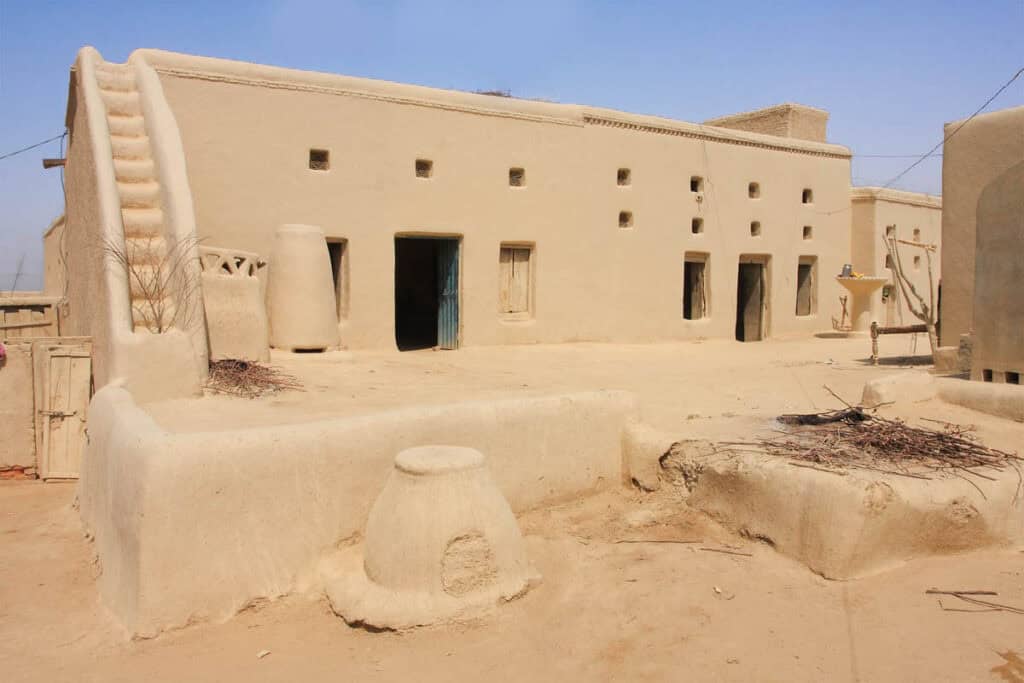 belle maison de boue au Pakistan