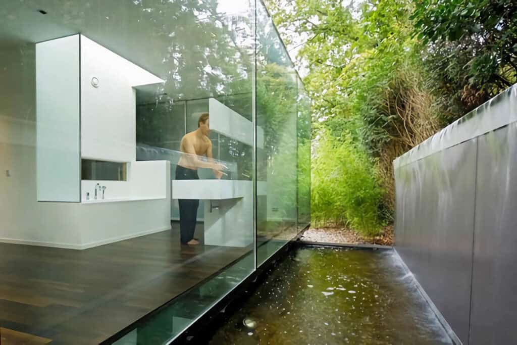 salle de bain transparente