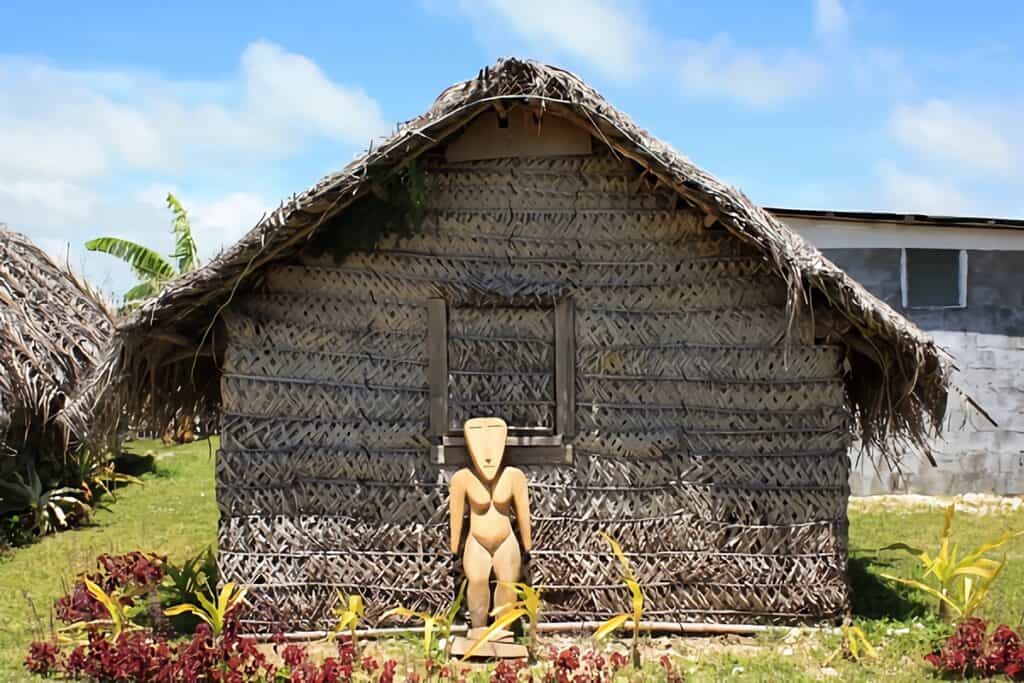 fale traditionnel aux Tonga