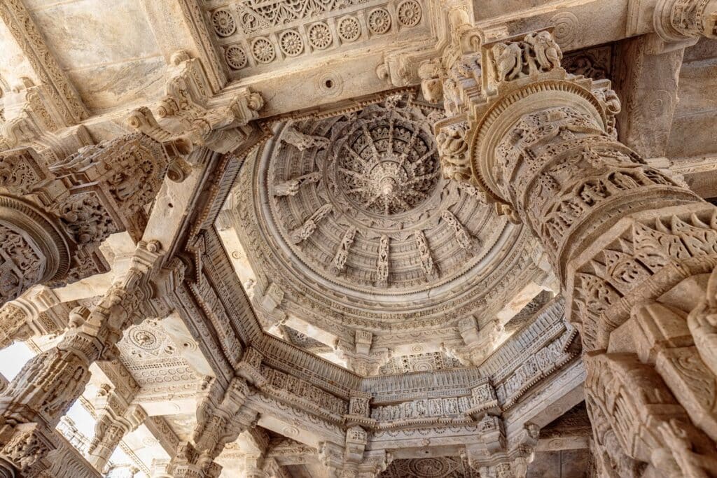 plafond temple de Ranakpur