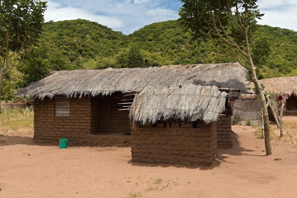 maison briques de terre crue au Malawi