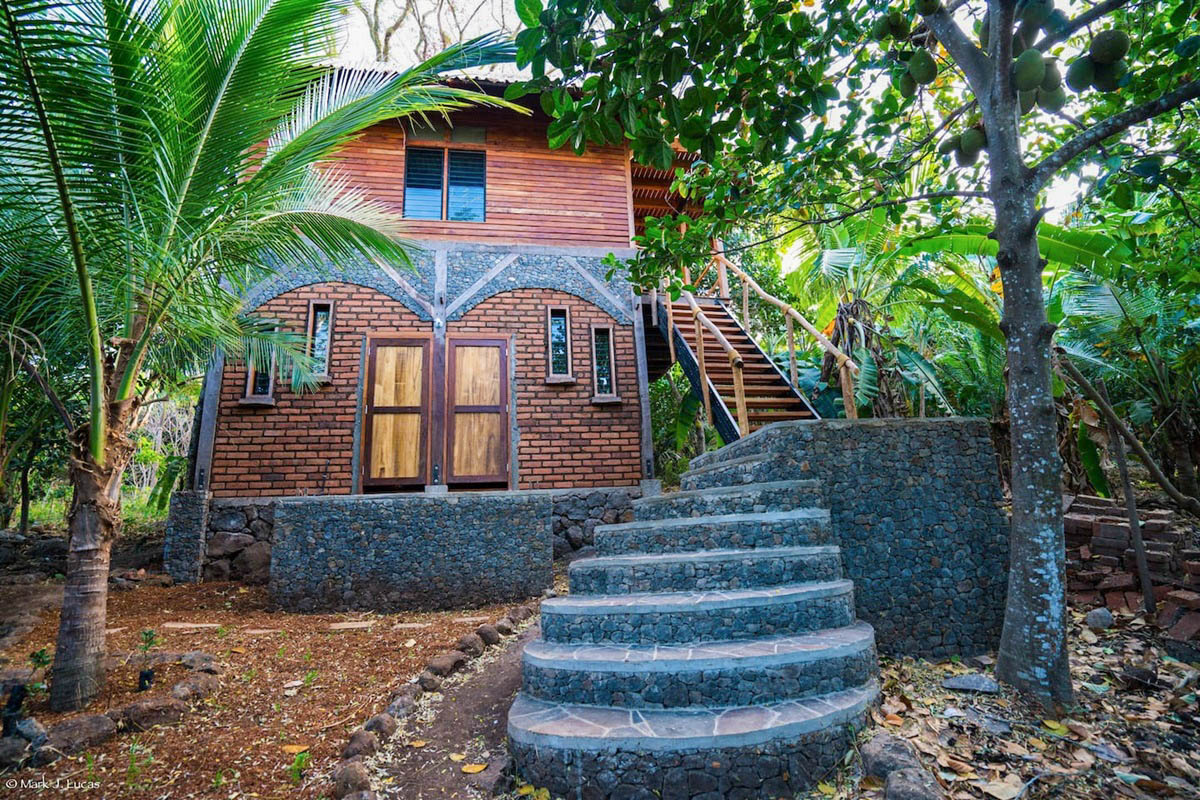 maison au nicagara de briques et de bois