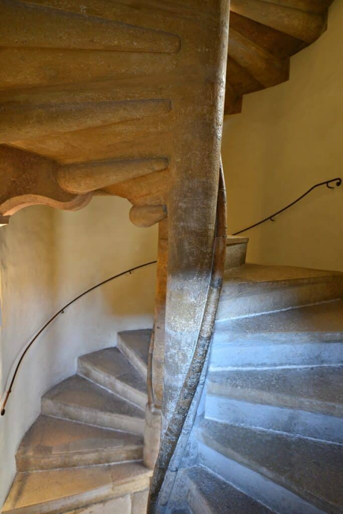 escalier en spirale du château Burg à Graz