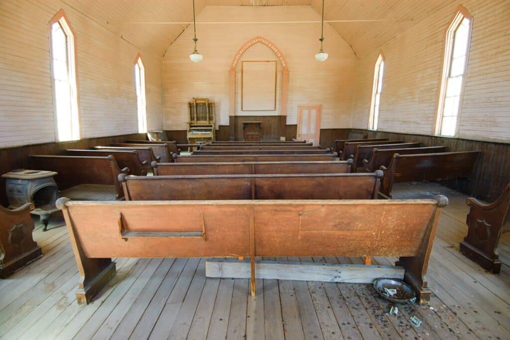 intérieur église de Bodie