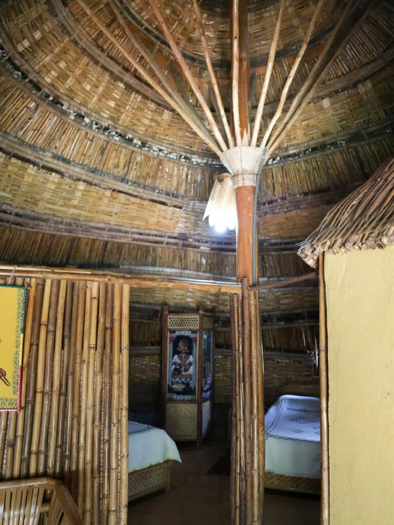 intérieur hutte éthiopienne