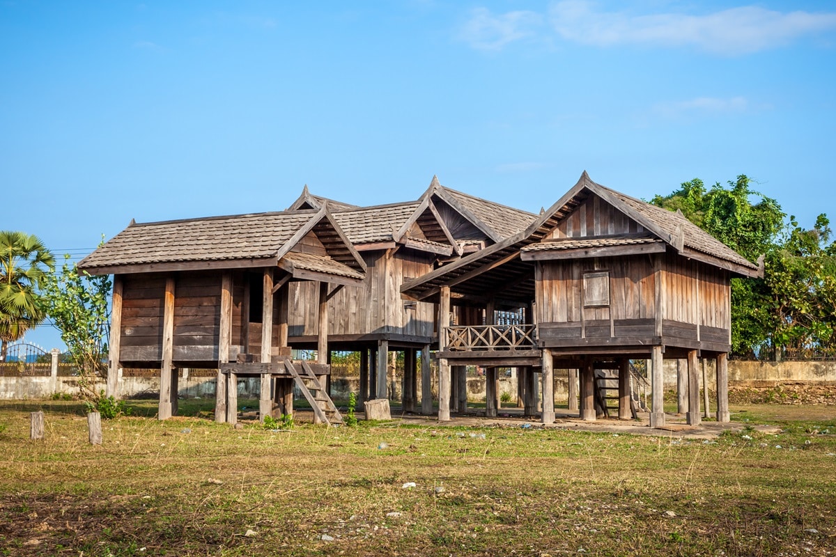 maisons traditionnelles au Laos