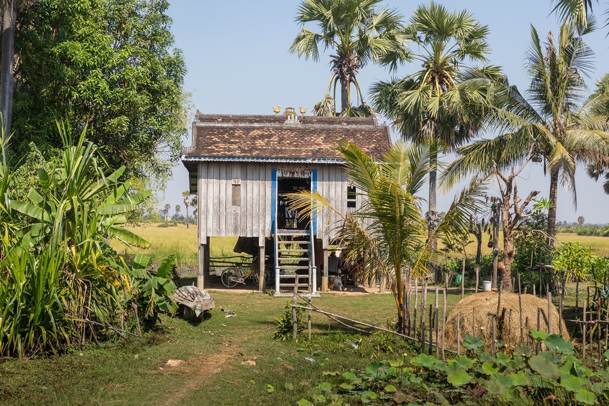 maison khmer traditionnelle au Cambodge