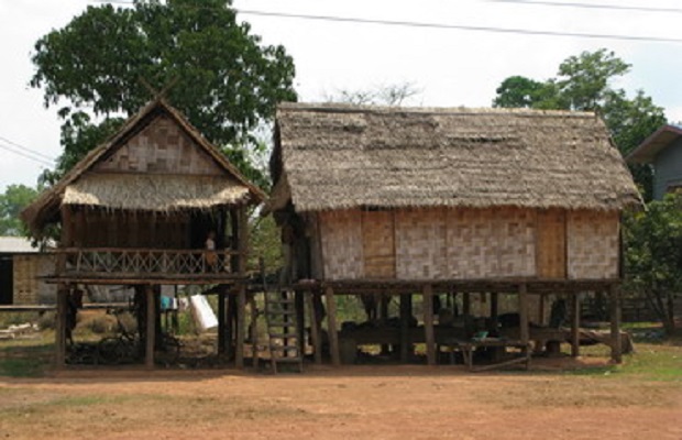 maison traditionnelle laos