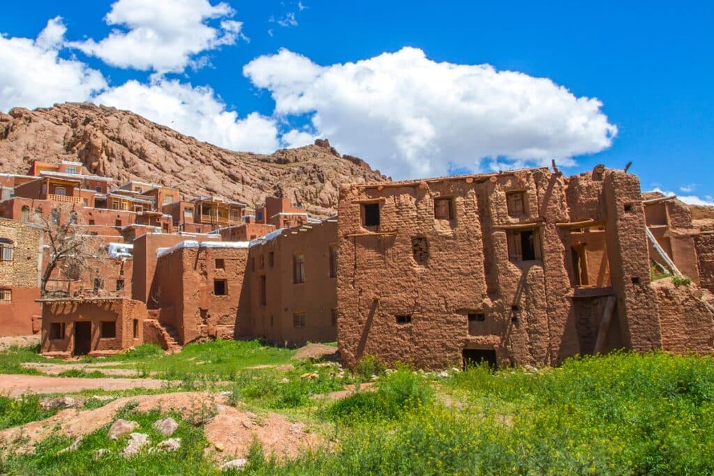 maisons rurales iraniennes en briques