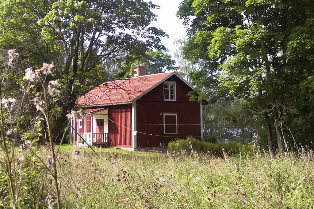 petite maison rouge suédoise en bois