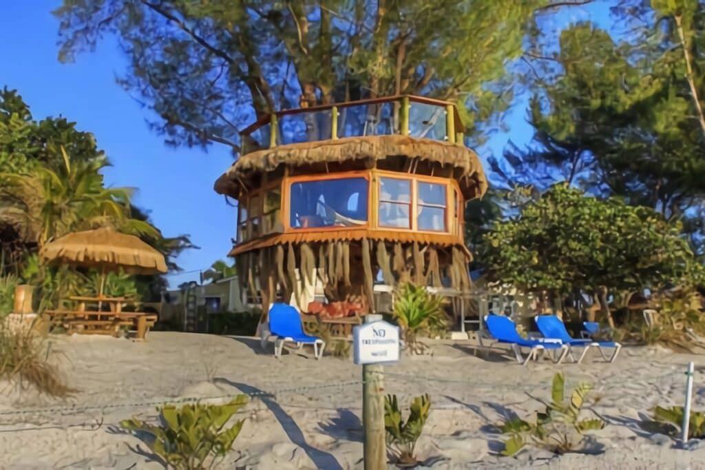 cabane en bord de mer