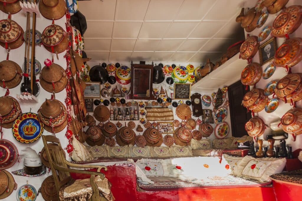 intérieur d'une maison traditionnelle à Harar Jugol