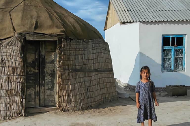 maisons à travers le Turkménistan