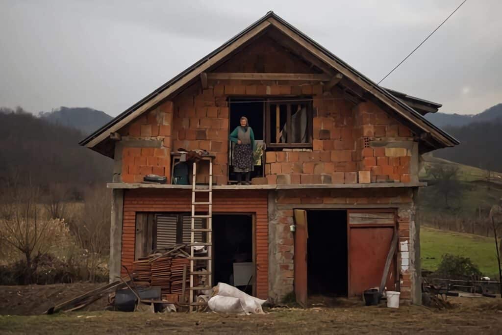 maison en briques en Bosnie