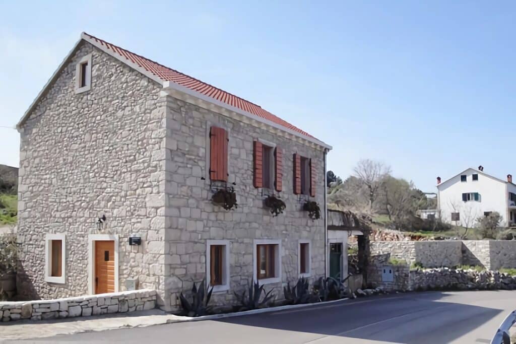 maison en pierre croate