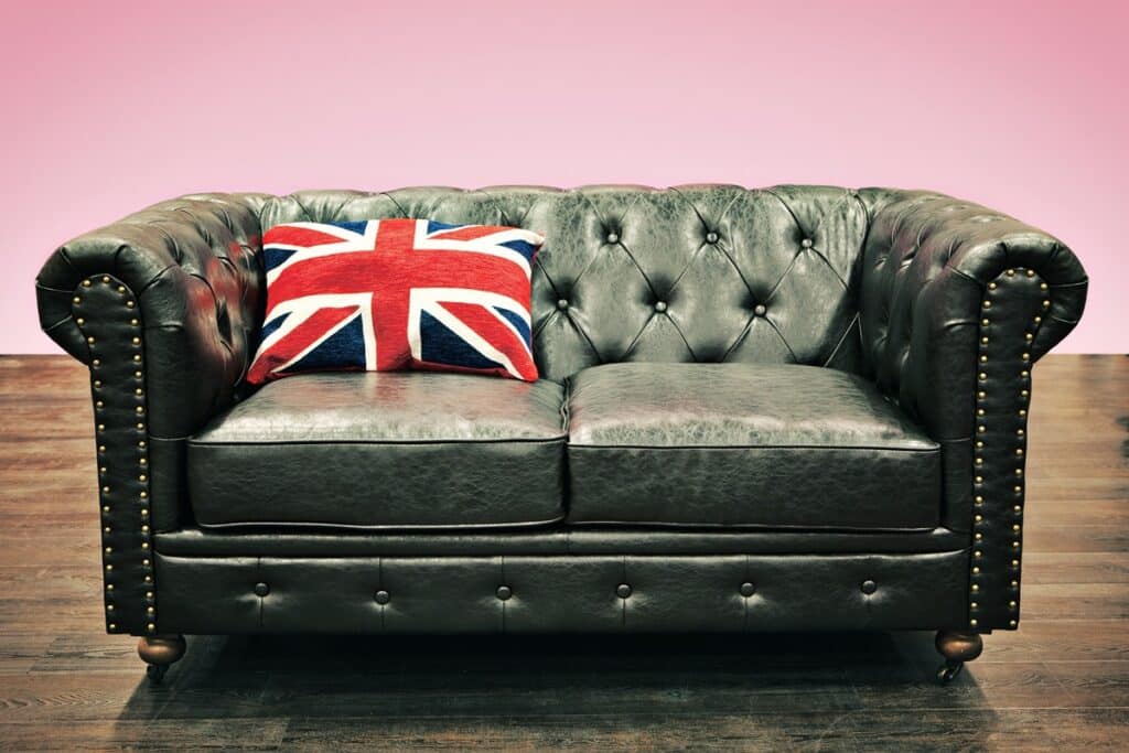 coussin union jack sur canapé
