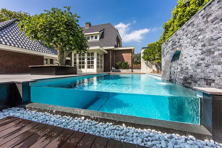 maison et piscine de rêve