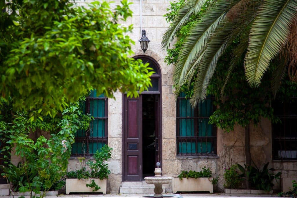 façade d'une maison avec cour en Syrie