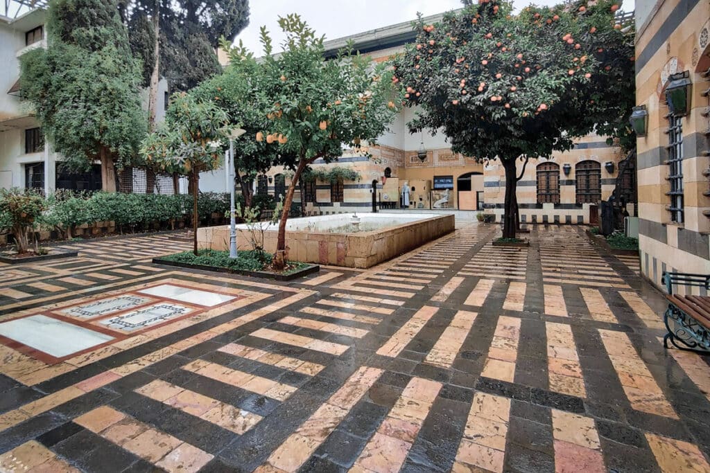 grande cour de maison syrienne