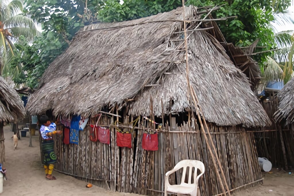 hutte du peuple Kuna au Panama