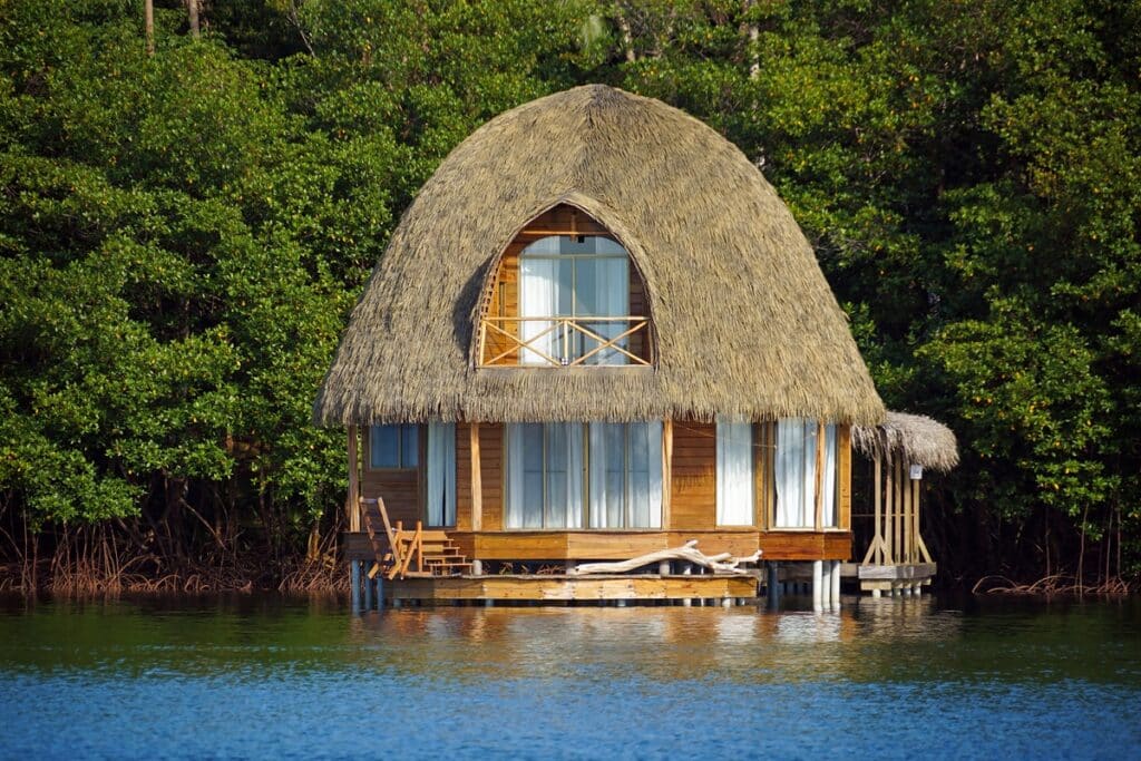 beau bungalow sur pilotis
