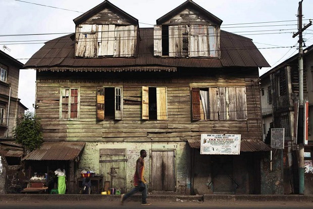 maisons planche freetown sierra leone (11)